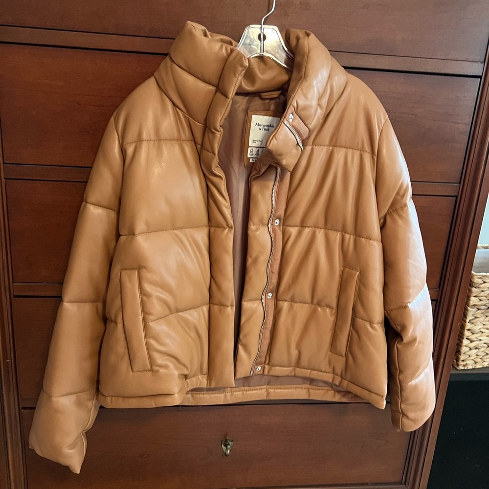 XL faux leather puffer in the perfect camel color